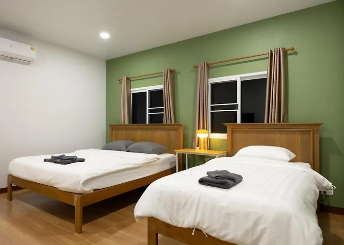 Private Garden Room , Cozy Stay For 3